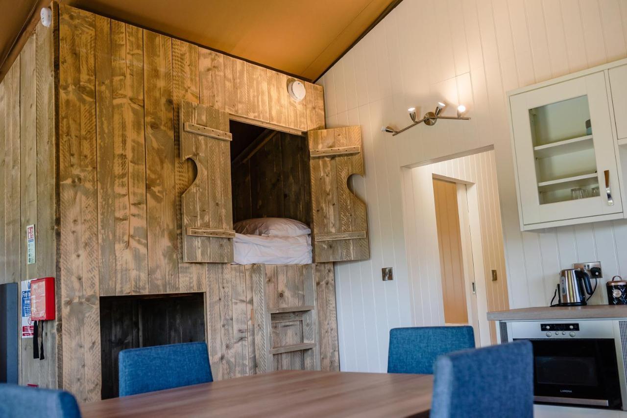Hencote Vineyard Glamping Village Shrewsbury Buitenkant foto