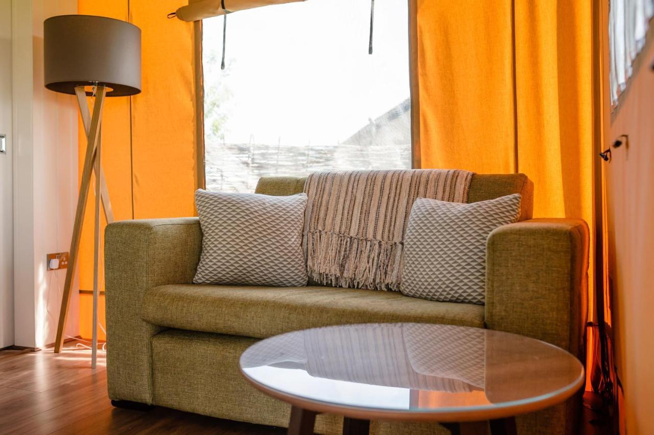 Hencote Vineyard Glamping Village Shrewsbury Buitenkant foto