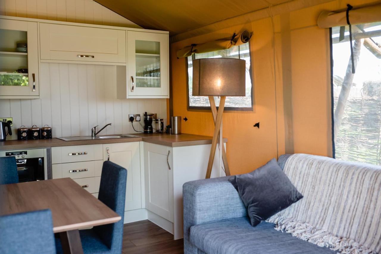 Hencote Vineyard Glamping Village Shrewsbury Buitenkant foto