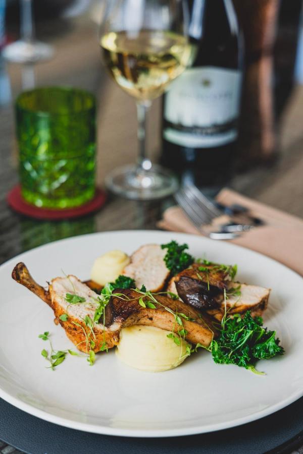 Hencote Vineyard Glamping Village Shrewsbury Buitenkant foto